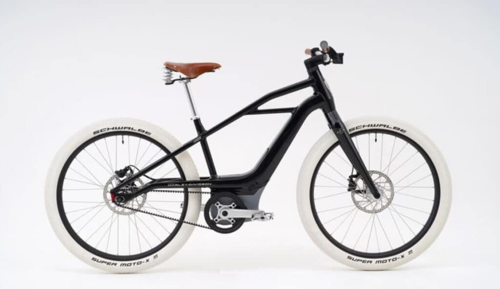 A bicicleta elétrica S1 Mosh / Tribute é uma homenagem ao "Serial Number One", o apelido da motocicleta mais antiga da Harley-Davidson construída em 1903.